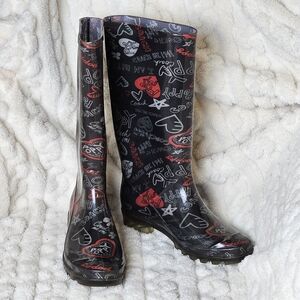 Coach Poppy Womens Hearts and Flowers Pattern Black and Red Rain Muck Boots Sz 6